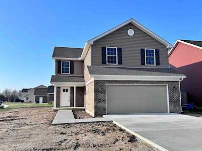 9913 W Oak Hammock Drive Yorktown, IN 47396