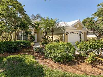 535 Fallbrook Dr Venice, FL 34292