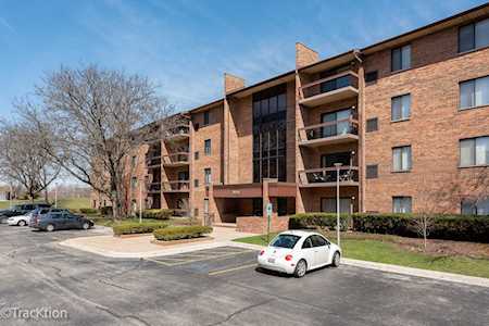 7515 Nantucket Dr #410 Darien, IL 60561