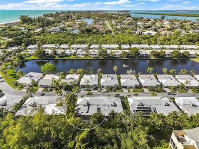 578 Spanish Dr S Longboat Key, FL 34228