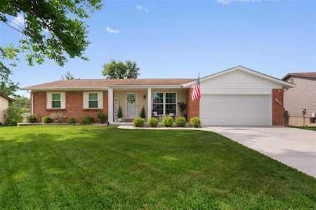 3044 Willow Bend Dr St Charles, MO 63303
