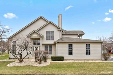 1580 Orchard Circle Naperville, IL 60565