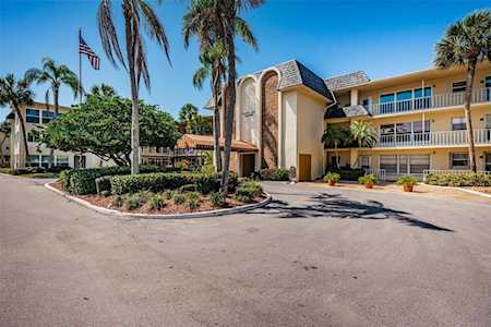 4780 Cove CIRCLE #203 St. Petersburg, FL 33708