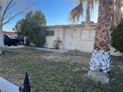 5145 Newton Dr Las Vegas, NV 89122