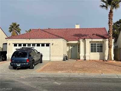 3412 Shonna Way North Las Vegas, NV 89032