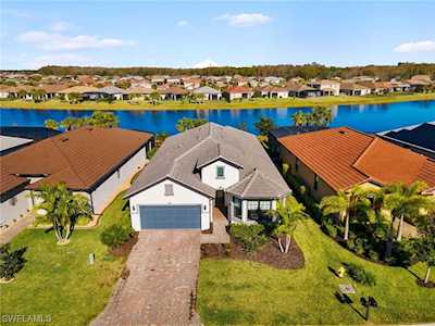 16063 Palmetto Prairie Dr Alva, FL 33920