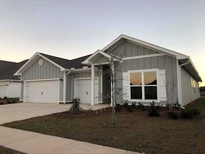 26 Hammock Breeze Drive Freeport, FL 32439