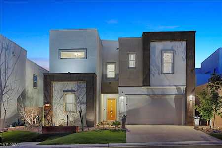 734 Glowing Horizon St Henderson, NV 89052