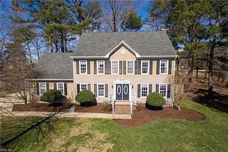 1000 Fairway Dr Chesapeake, VA 23320