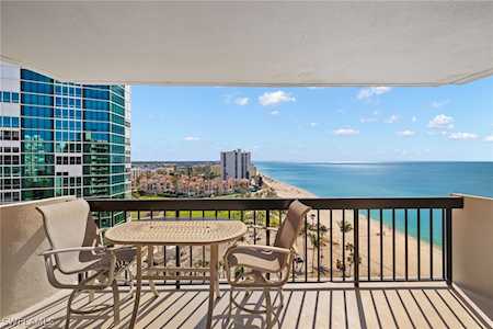 4001 N Gulf Shore Blvd #1105 Naples, FL 34103