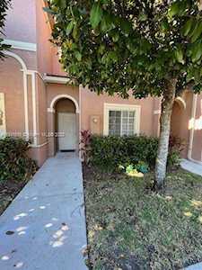 7905 Catalina Cir #7905 Tamarac, FL 33321