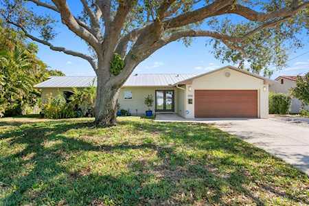 3300 Coquina Key Dr SE St. Petersburg, FL 33705
