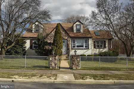 145 Hart Ave Bellmawr, NJ 08031