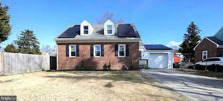 321 Washington Dr Pennsville, NJ 08070