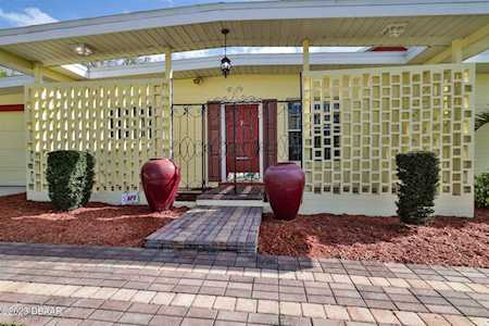 7 Fountainebleau Circle Daytona Beach, FL 32118