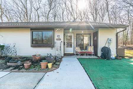 172 Amberly Dr #D Manalapan, NJ 07726