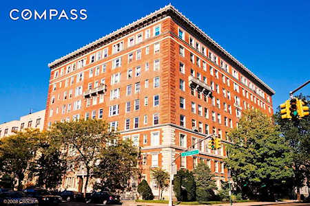 416 Ocean Ave #26 Brooklyn, NY 11226