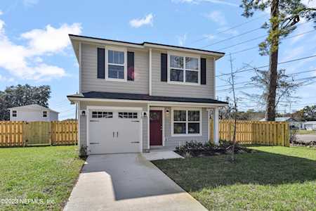 3038 Pine AVE Jacksonville, FL 32218