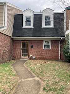 5718 Hampshire Ln Virginia Beach, VA 23462