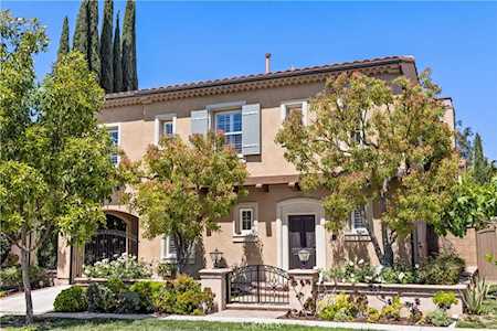 25 Teak Bridge Irvine, CA 92620