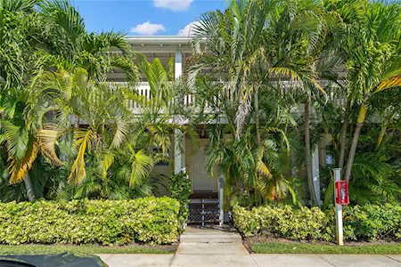10399 Paradise Blvd #102 Treasure Island, FL 33706