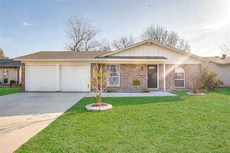 3517 Winslow Drive Arlington, TX 76015