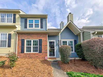 9014 Four Mile Creek Rd Charlotte, NC 28277