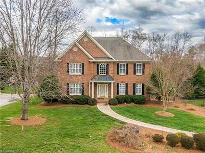 210 N Hiddenbrooke Drive Advance, NC 27006