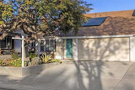 1267 Greenlake Dr Cardiff By The Sea, CA 92007