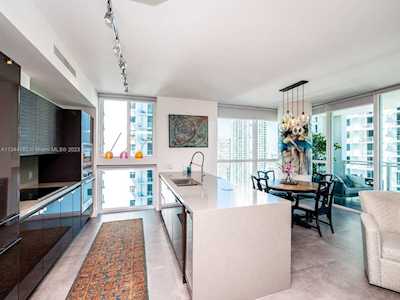 1080 Brickell Ave #2508 Miami, FL 33131
