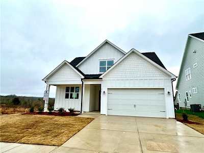 212 Meyers Ridge Rd Cramerton, NC 28032