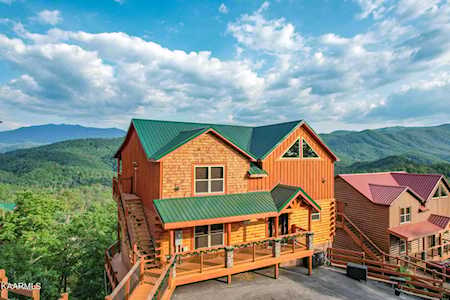 4109 Sherwood Heights Way Pigeon Forge, TN 37863