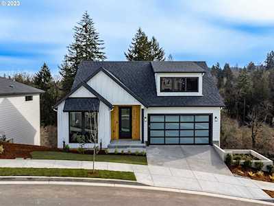 15476 SE Hawthorne Meadows ST Portland, OR 97236
