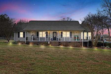 3022 Crestview Ln Lancaster, SC 29720