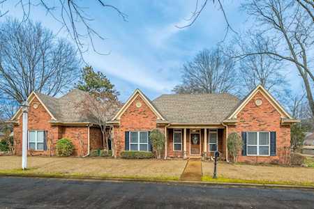 7368 S Chatham Pond Cir Bartlett, TN 38135