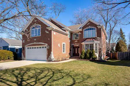 1133 Greenbriar Ln Northbrook, IL 60062