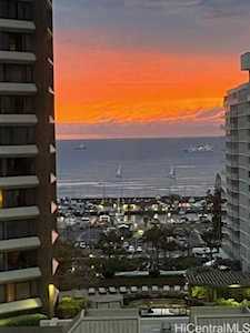 343 Hobron Lane #1703 Honolulu, HI 96815