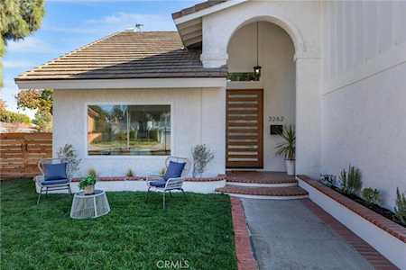 3262 Turlock Dr Costa Mesa, CA 92626