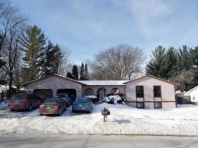 1704 Packerland Dr Green Bay, City of Green Bay, WI 54304