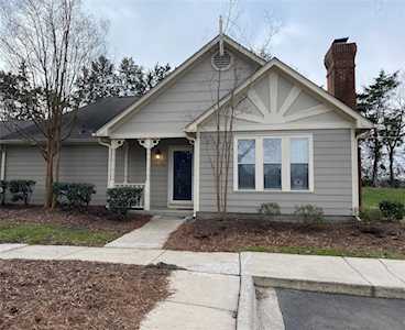 2761 Von Thuringer Ct Charlotte, NC 28210