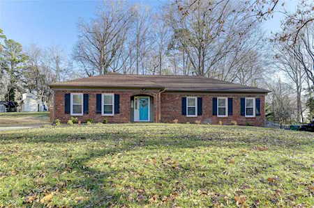610 Riverwood Rd Charlotte, NC 28270