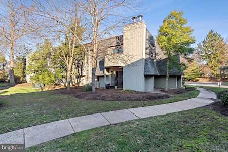 25 S Church Rd #11 Maple Shade, NJ 08052