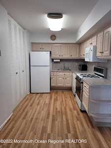 4 California Ct #B Matawan, NJ 07747