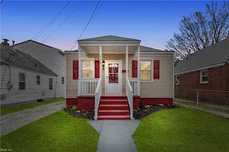 624 Hannah St Hampton, VA 23661