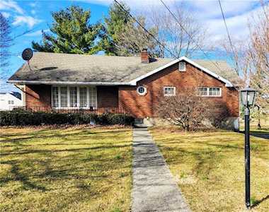 1440 Stones Crossing Rd Easton, PA 18045
