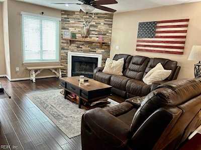 4817 Secure Ct Virginia Beach, VA 23455