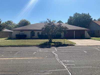 1008 Bert Drive Arlington, TX 76012