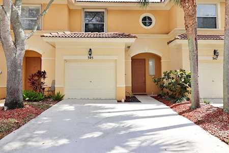 345 River Bluff Lane Royal Palm Beach, FL 33411