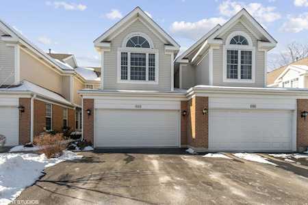 688 Citadel Dr Westmont, IL 60559