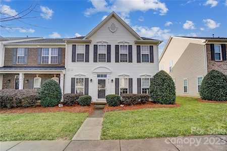 8121 Bridgegate Dr Huntersville, NC 28078
